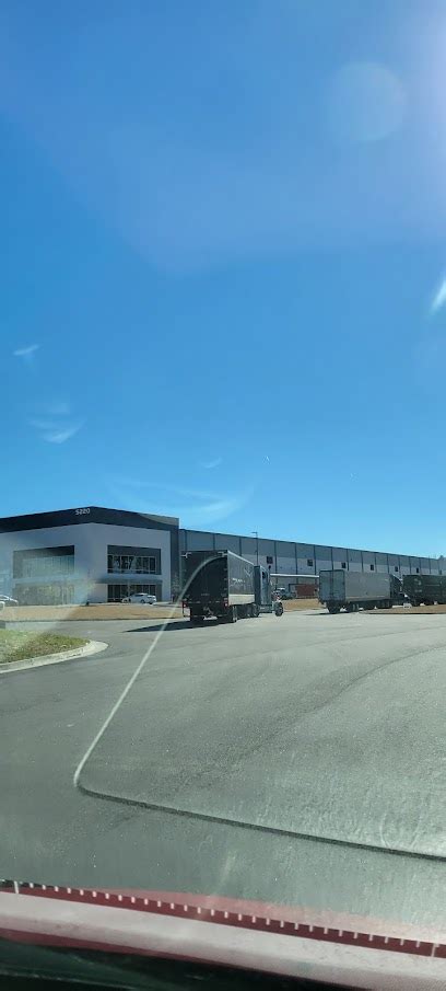 amazon facility union city ga.